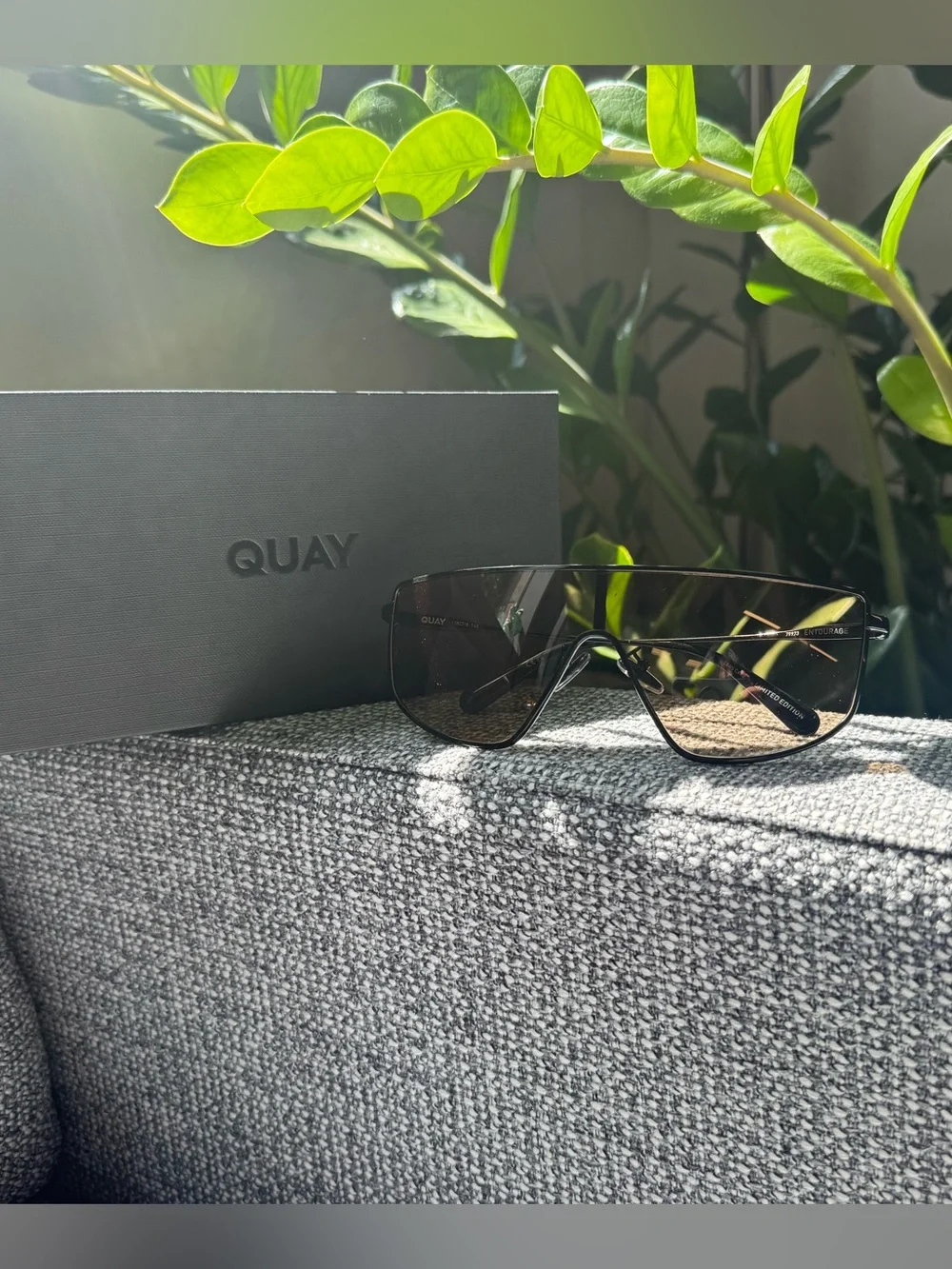 Quay Shield Sunglasses in Dark Brown/Black